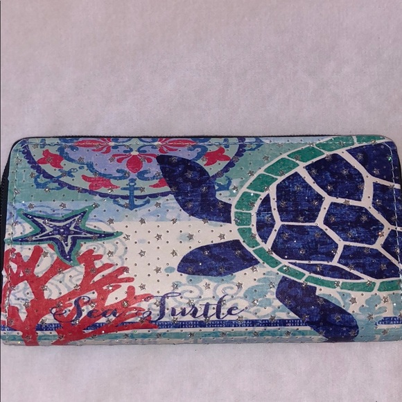 Beach Themed Wallet - Picture 2 of 4